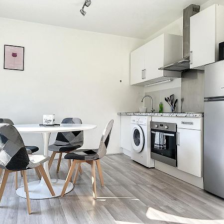 Charmant Appartement Avec Terrasse Parking Ispagnac エクステリア 写真