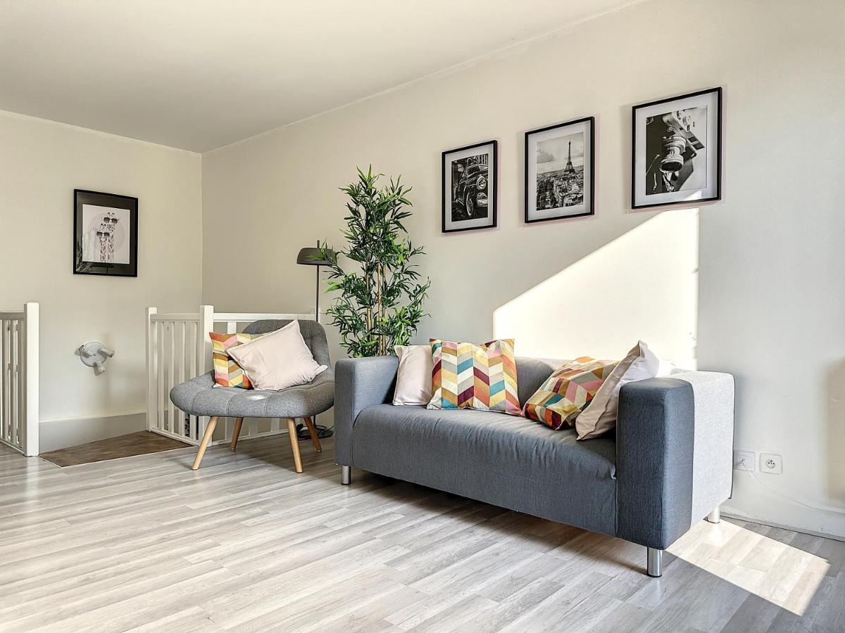Charmant Appartement Avec Terrasse Parking Ispagnac エクステリア 写真